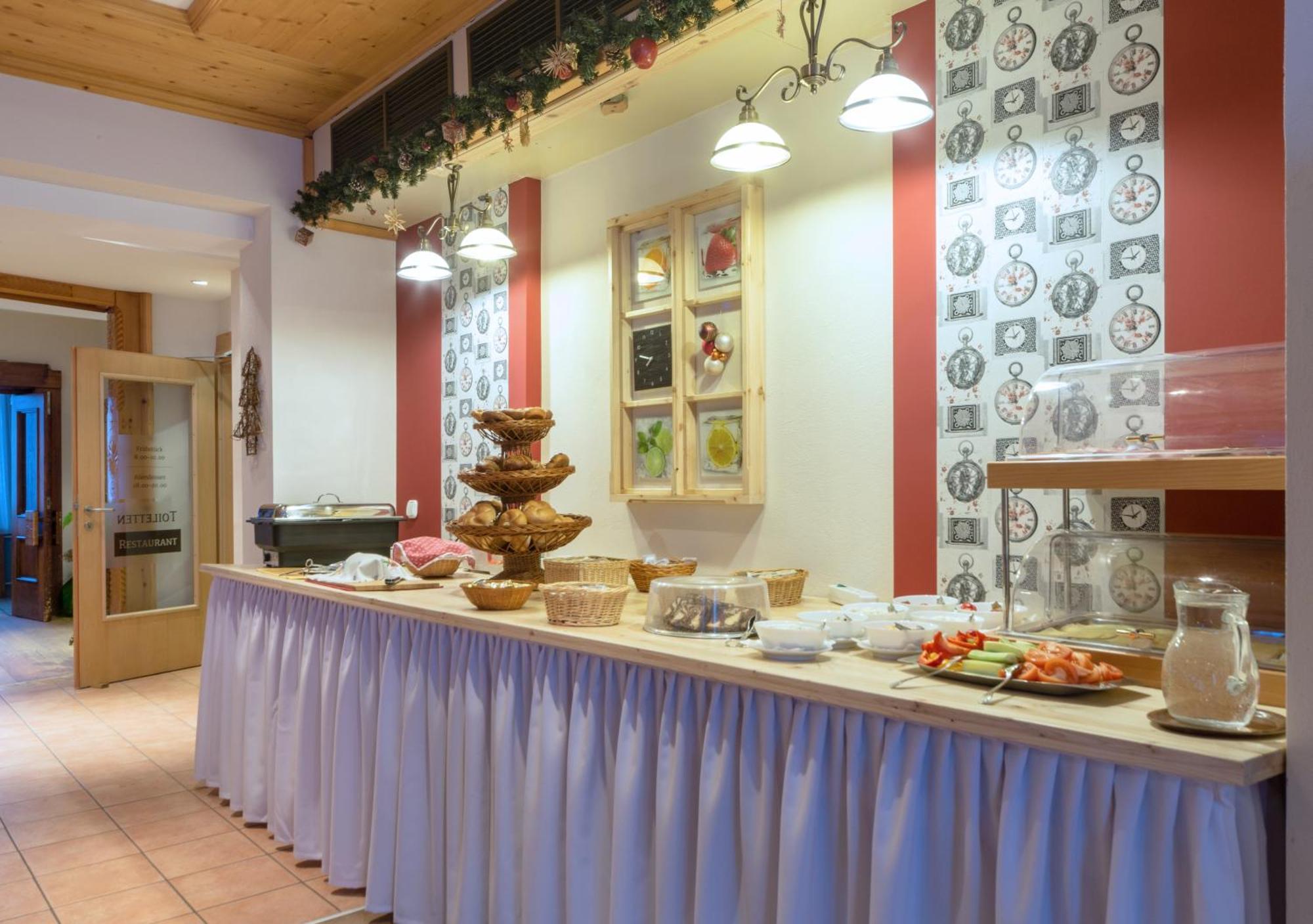 Hotel Aquamarin Bad Mitterndorf Dış mekan fotoğraf